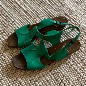 Vintage Bandolino Sandals. Women’s size 8.5.